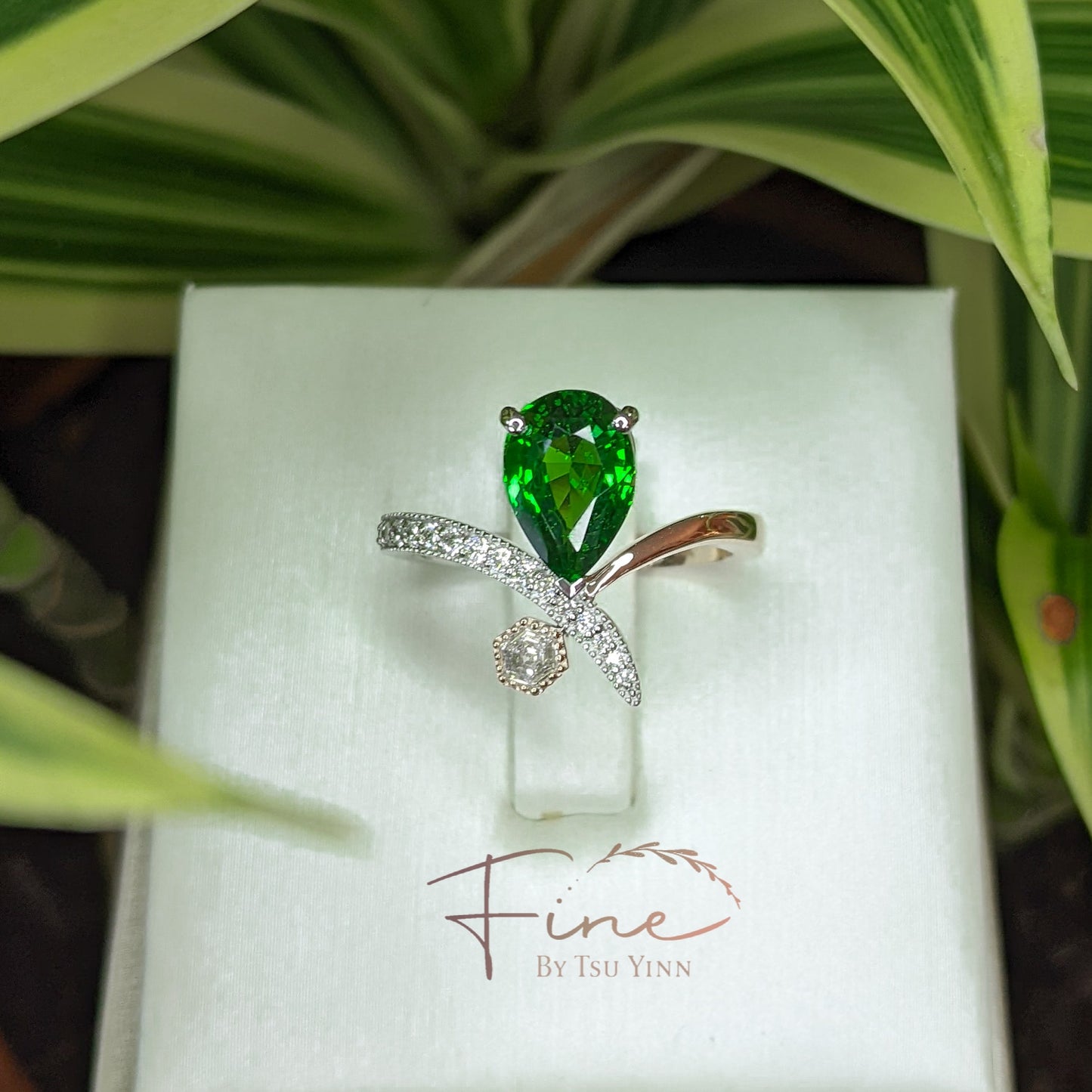 FBTY Diana Ring with Pear Tsavorite and Hexagon Diamond