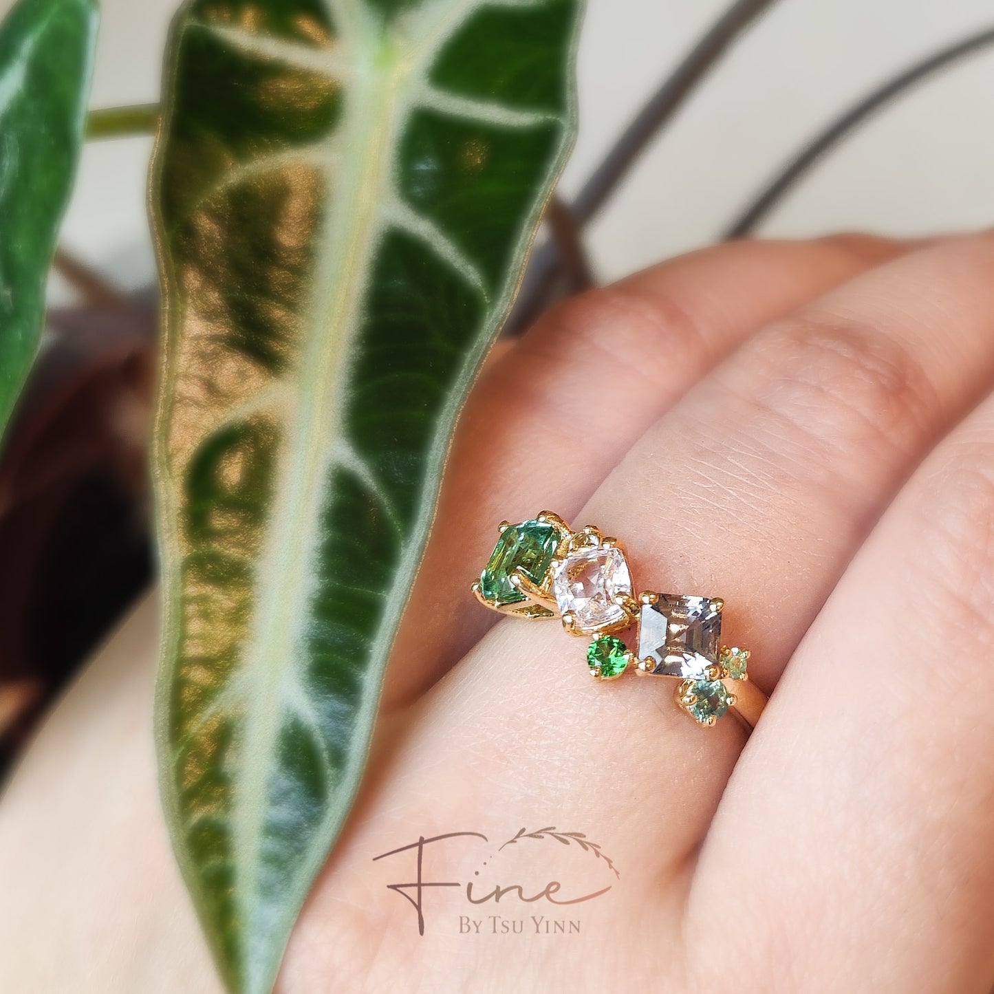 YG Messy Band Ring in Green, White and Grey