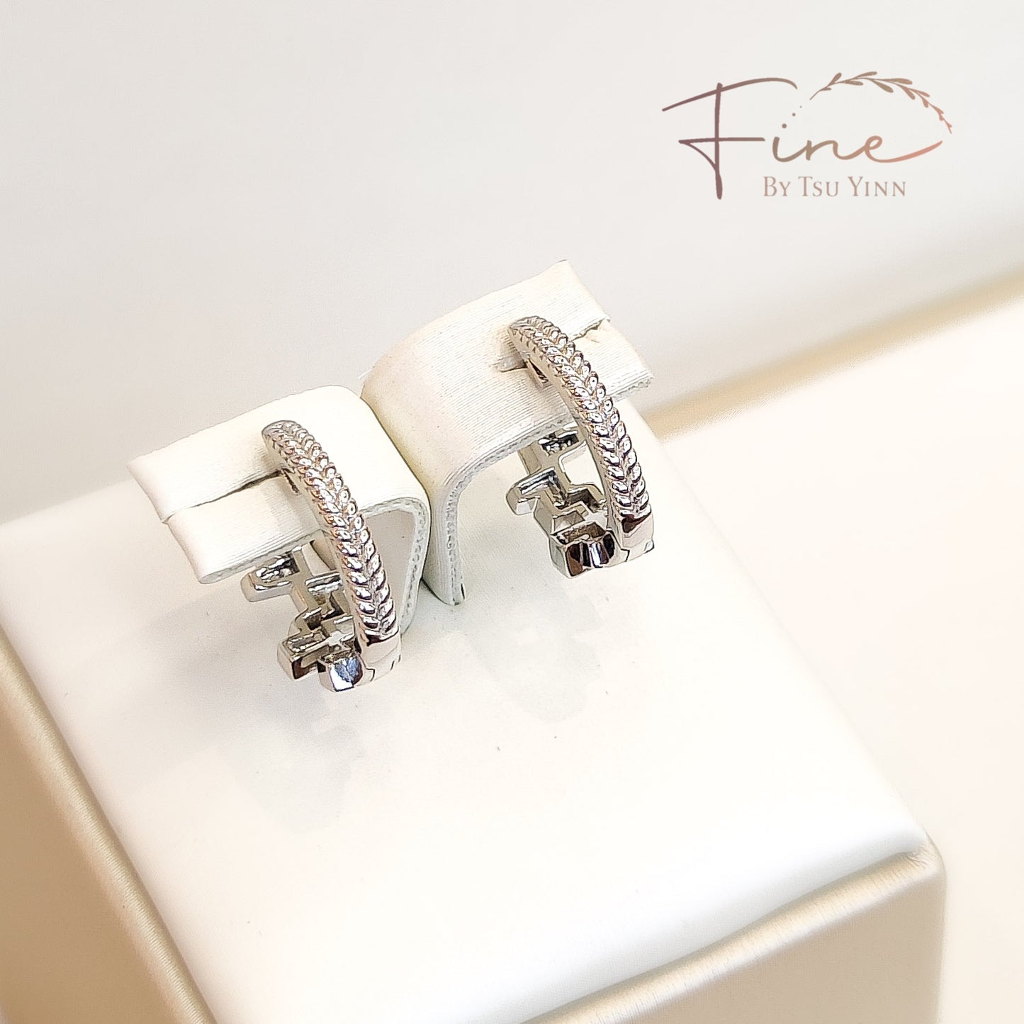 Leigh Double-Sided Huggies in White Gold
