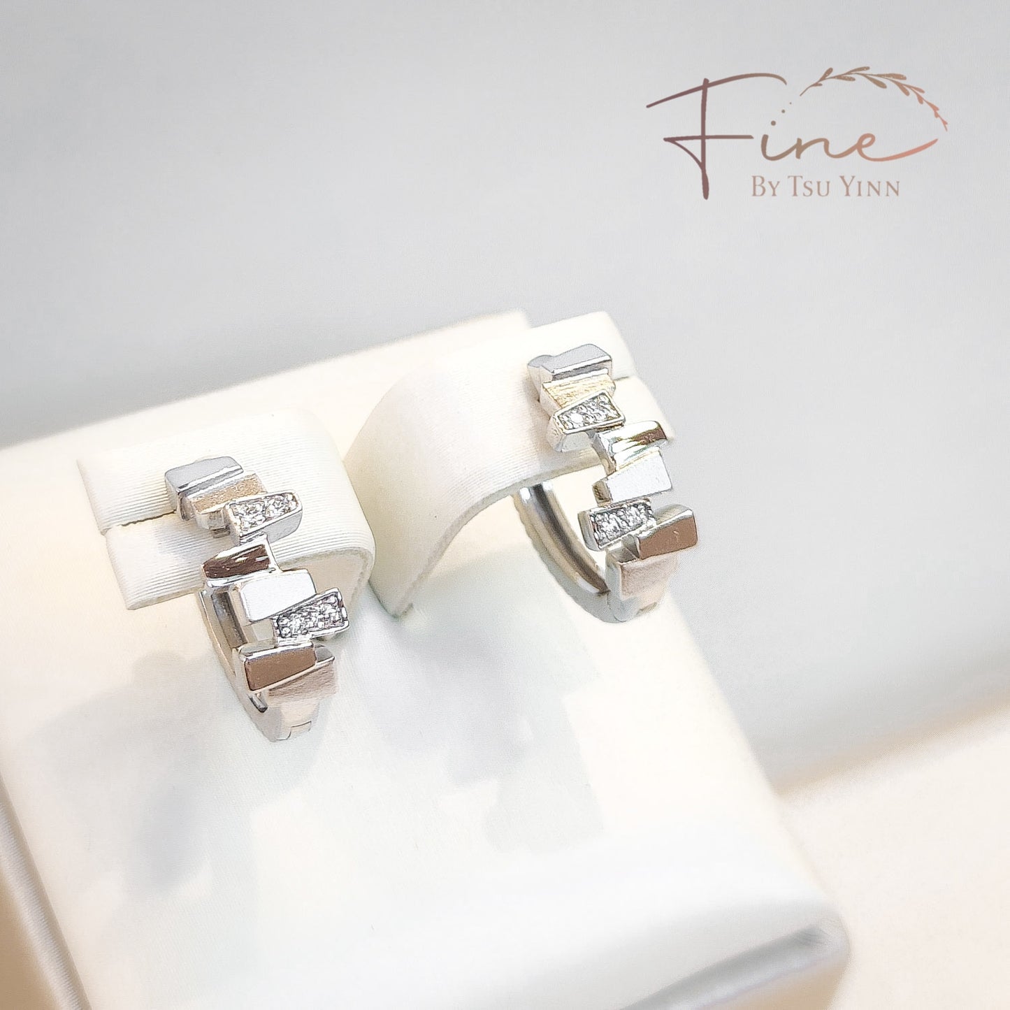 Leigh Double-Sided Huggies in White Gold
