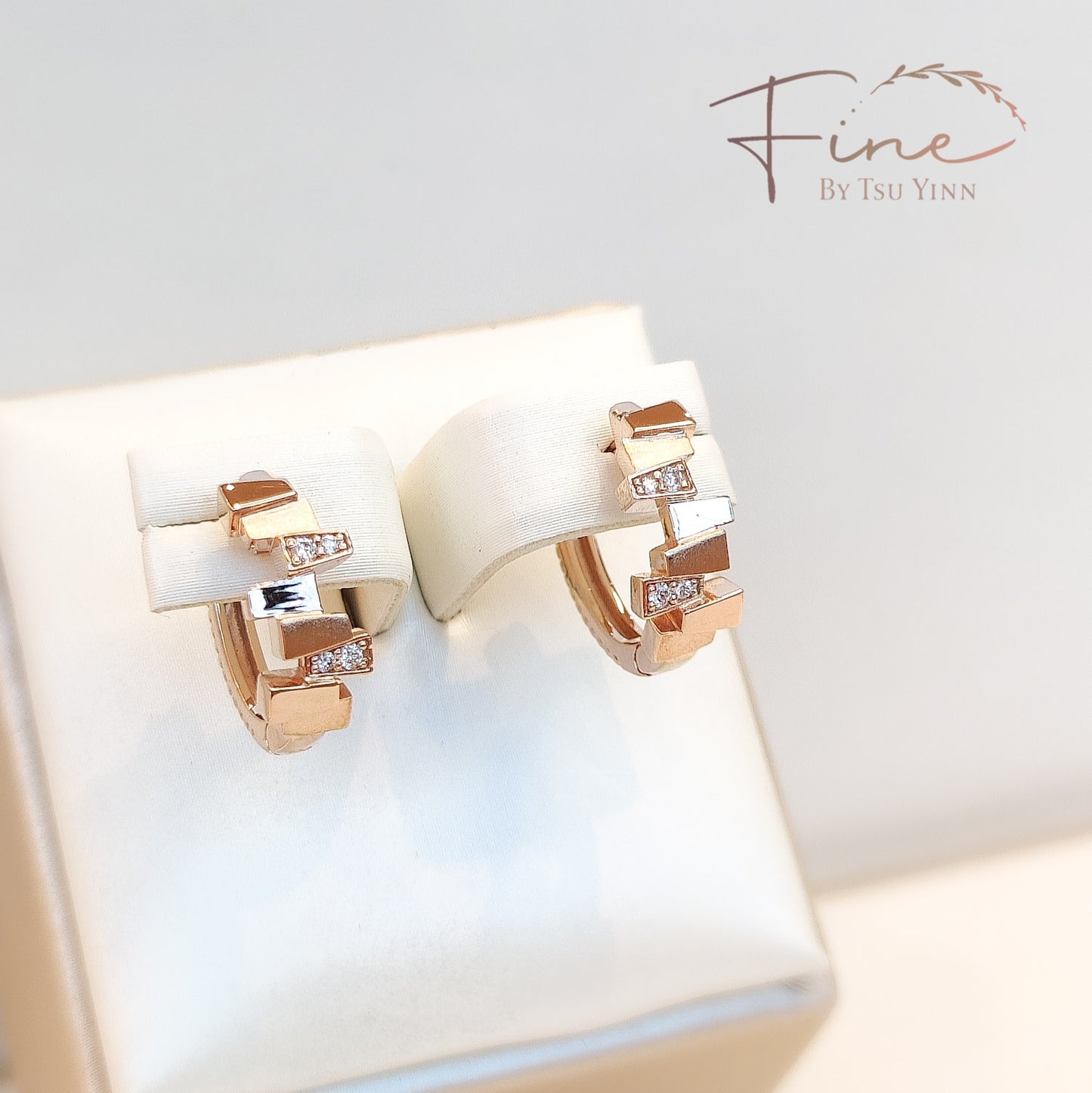 Leigh Double-Sided Huggies in Rose Gold