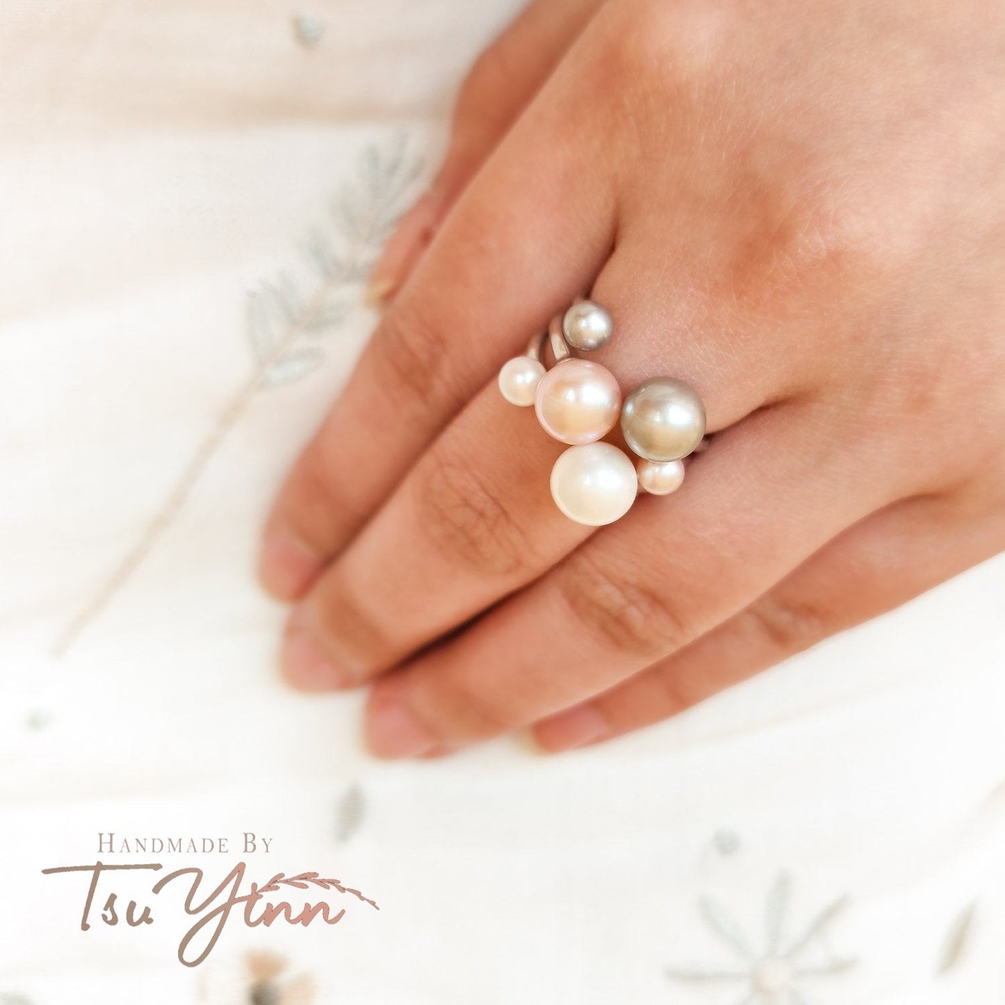 Pearl Baubles Open Ring (Grey)