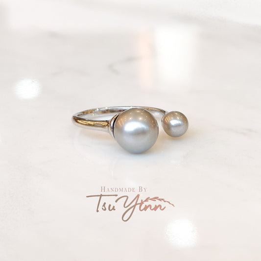 Pearl Baubles Open Ring (Grey)