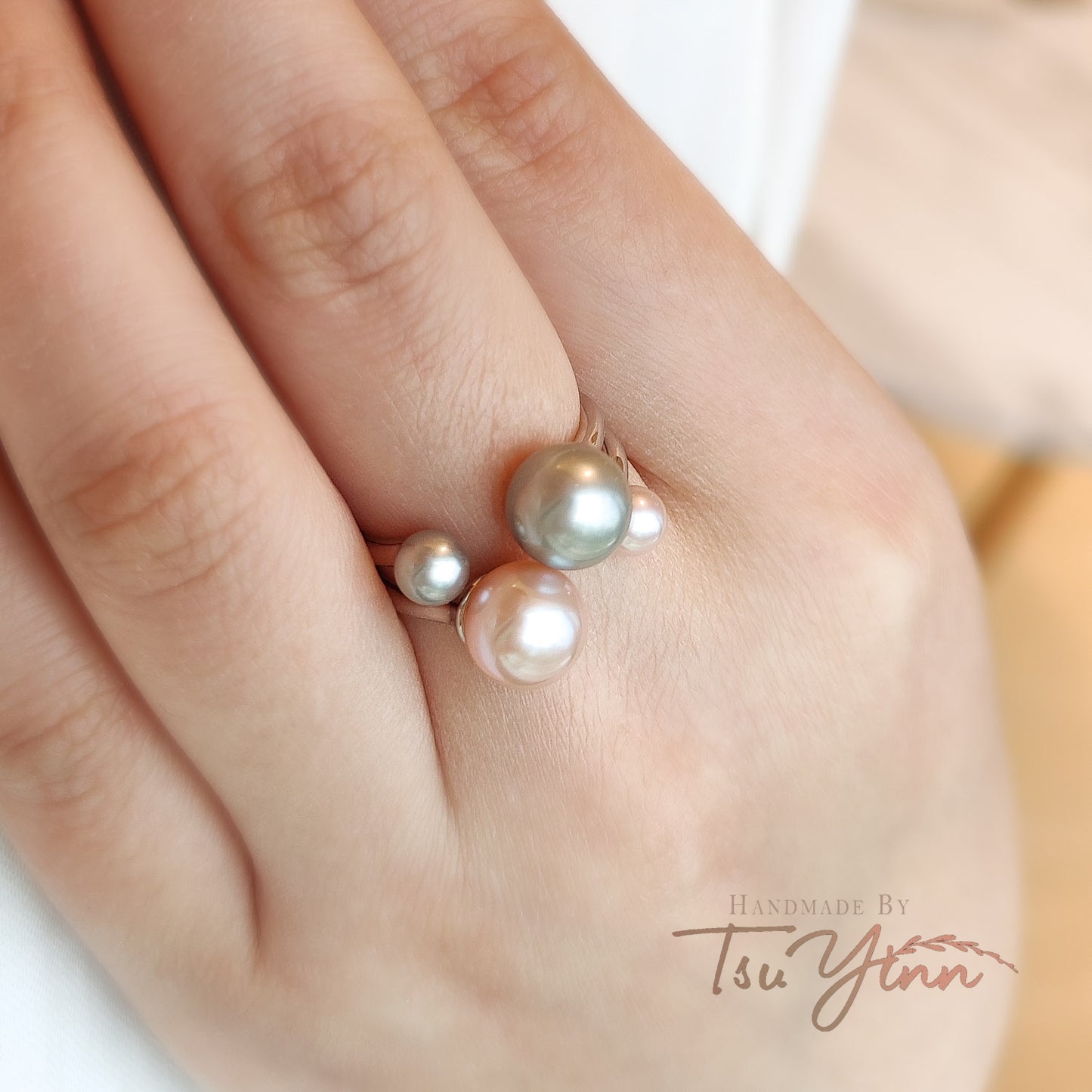 Pearl Baubles Open Ring (Grey)
