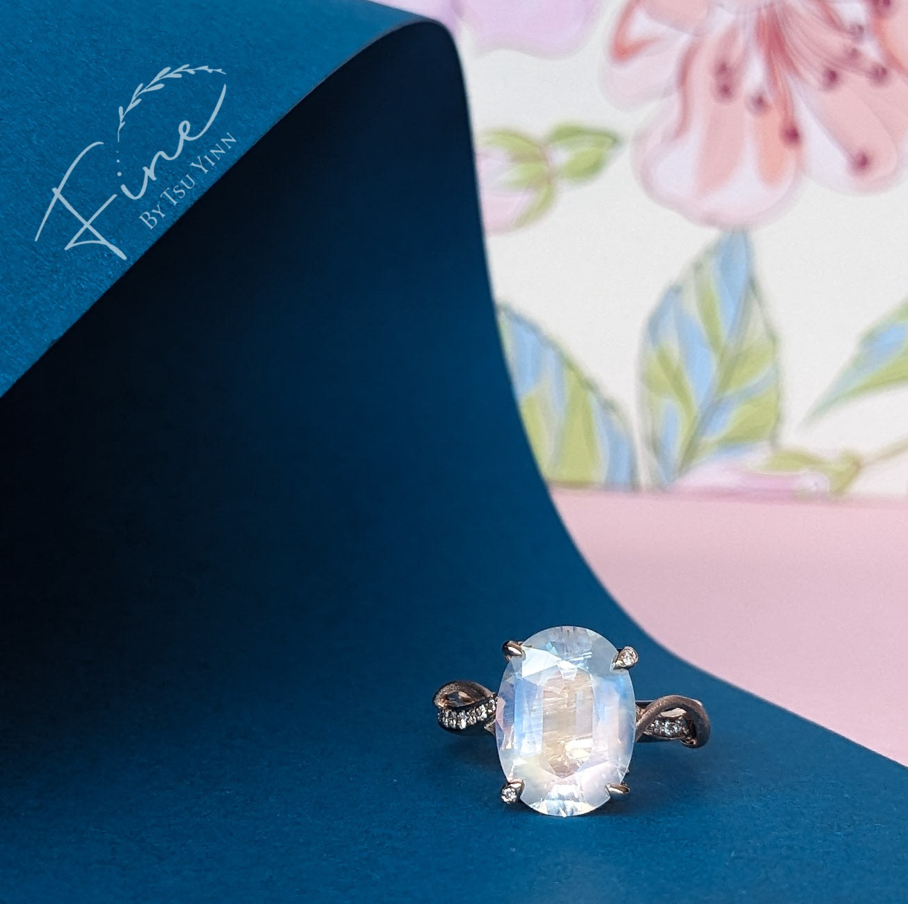 FBTY Zee Ring with Moonstone