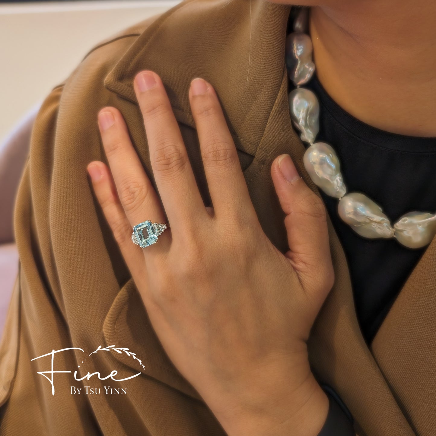 Aquamarine Ring with Diamonds