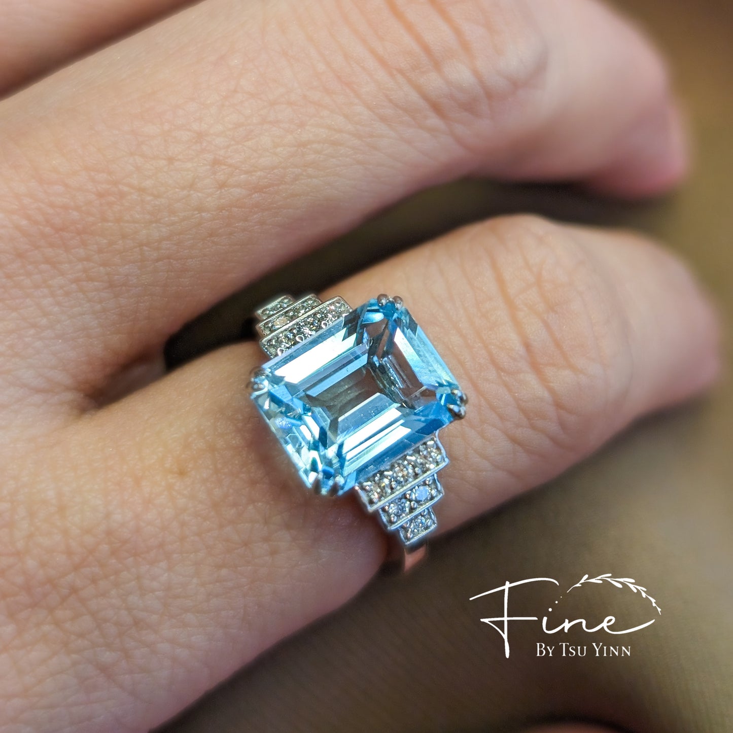 Aquamarine Ring with Diamonds