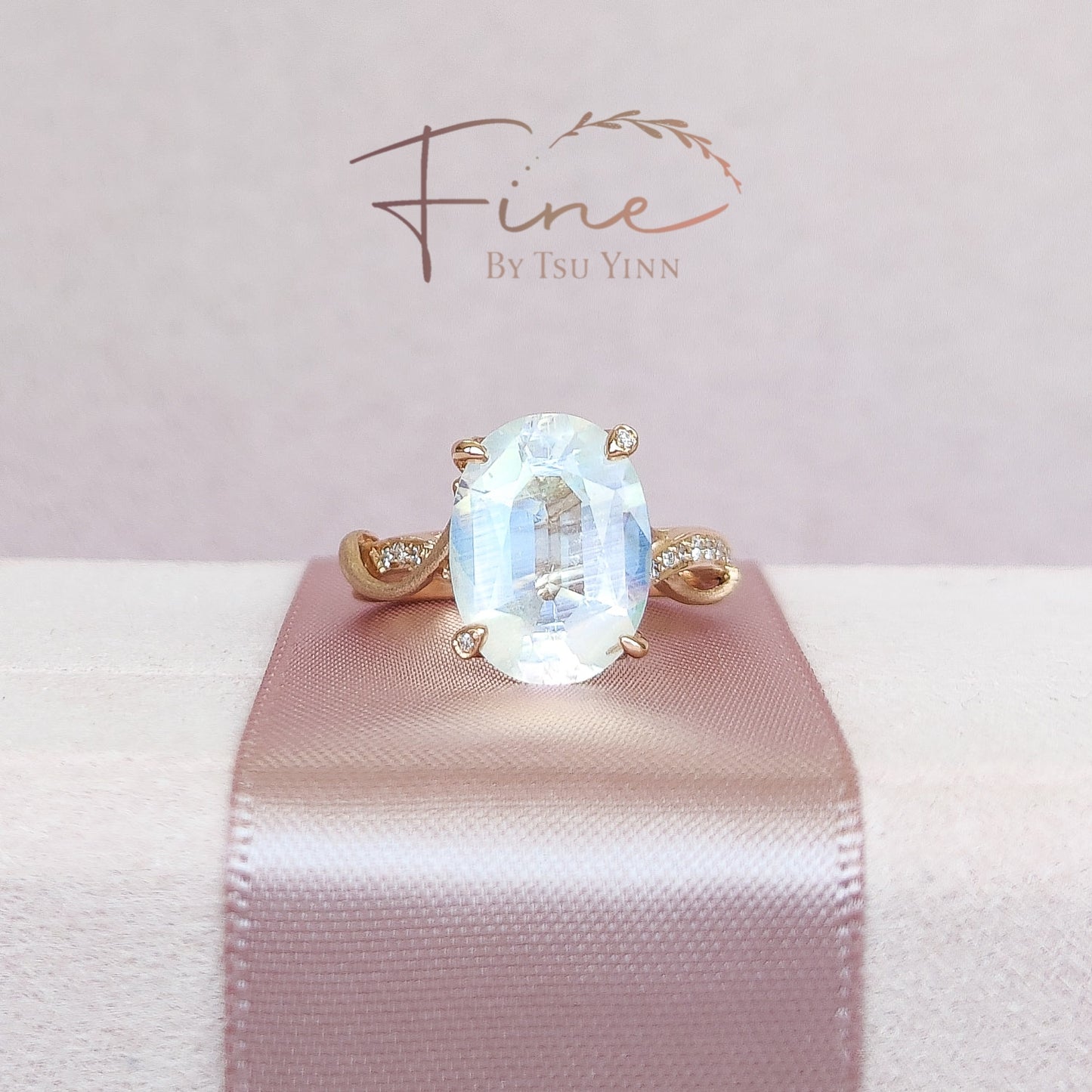 FBTY Zee Ring with Moonstone