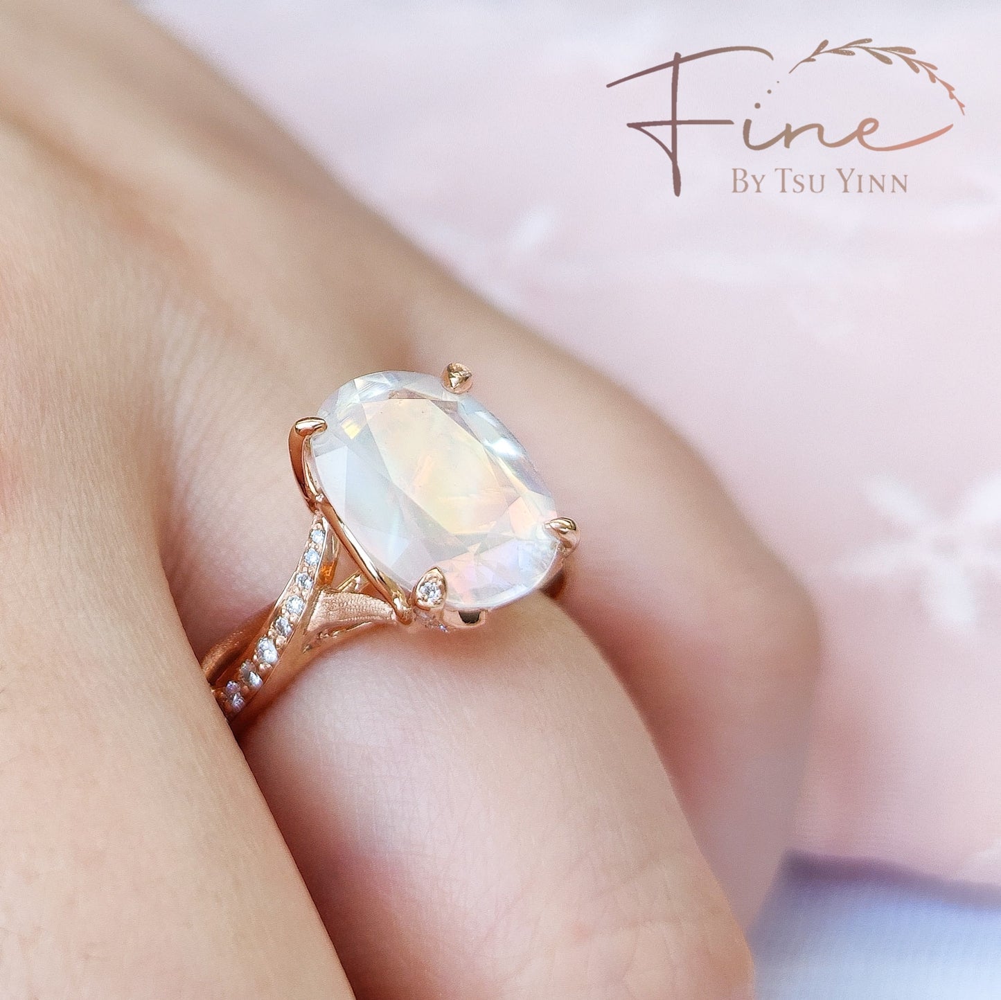 FBTY Zee Ring with Moonstone