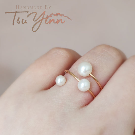 White Triple Freshwater Pearl Spiral Ring