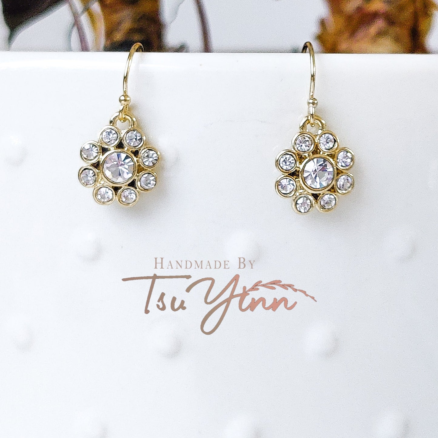 Detachable Flower Earrings in Yellow Gold
