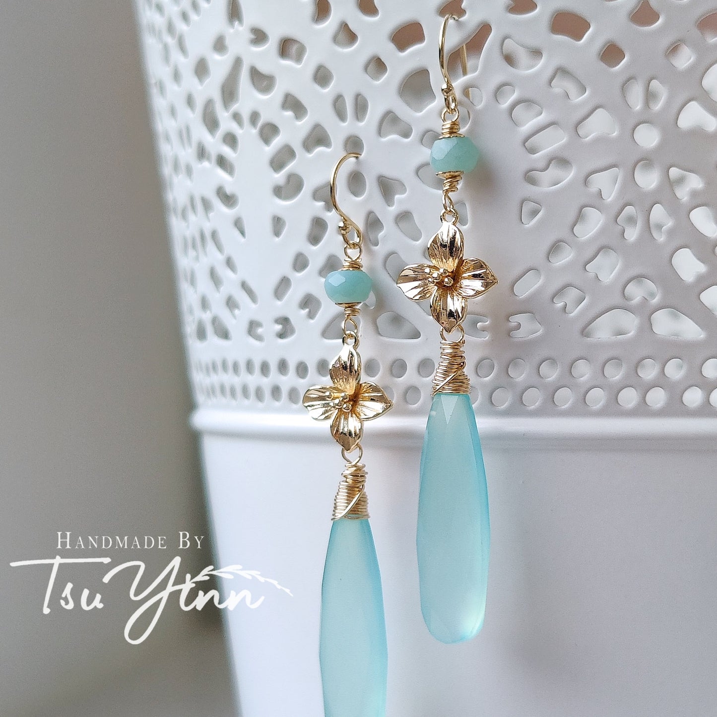 Gleaming Daydreams Earrings