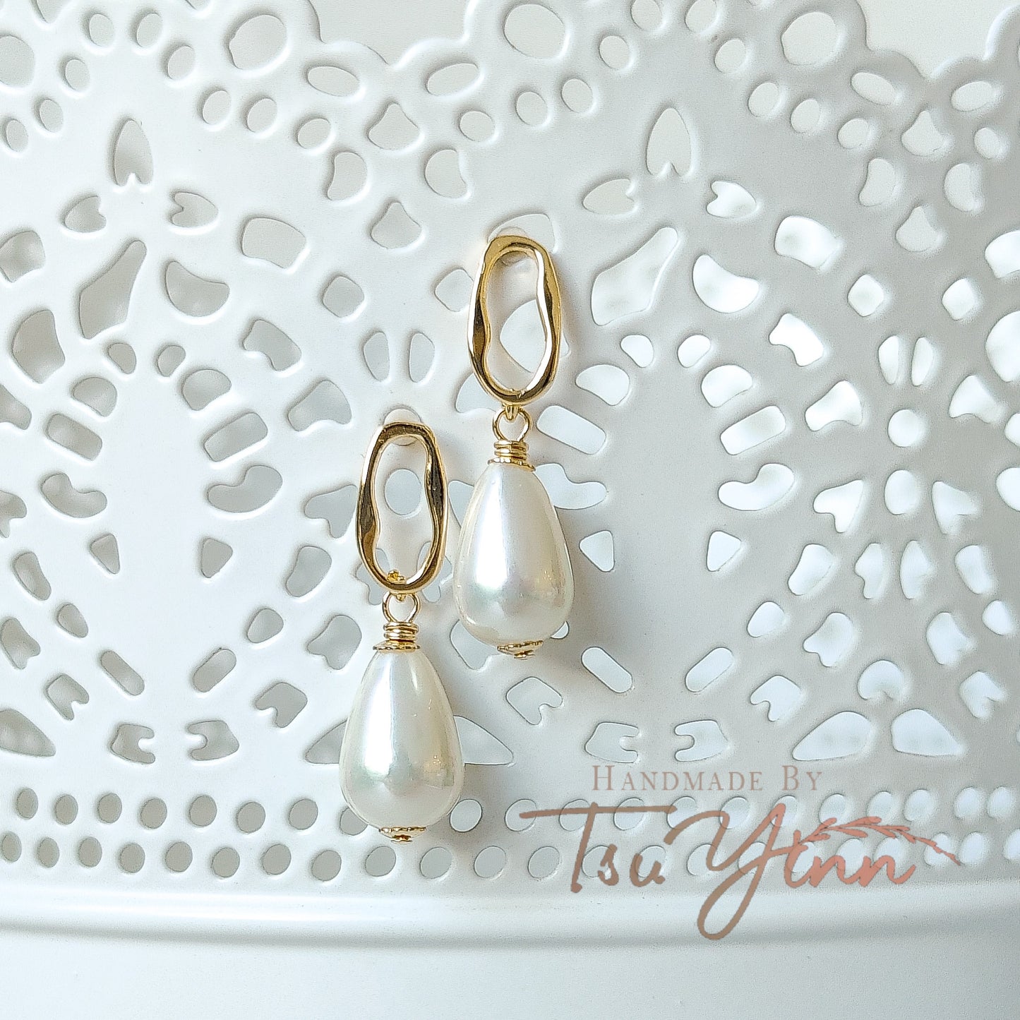 Li'l Hollow Shell Pearl Earrings