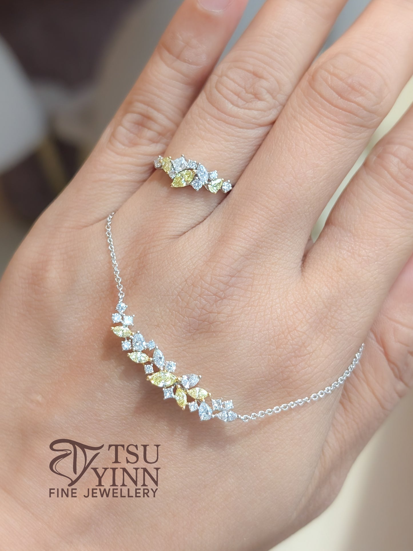 Messy Band Ring - Yellow and White LG Diamonds