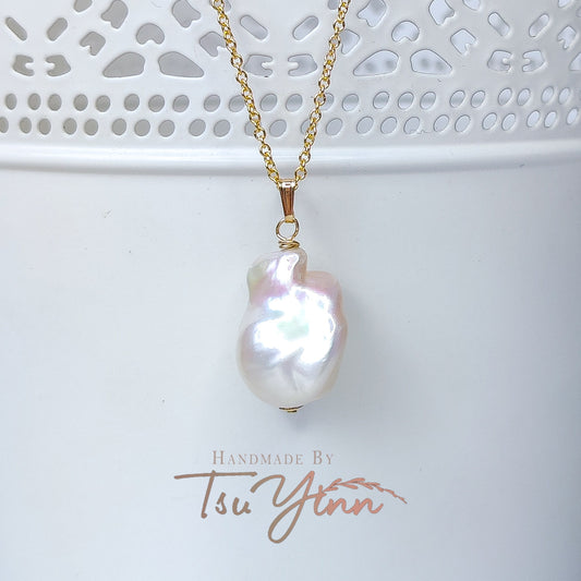 Gold-filled White Baroque Pearl Necklace A
