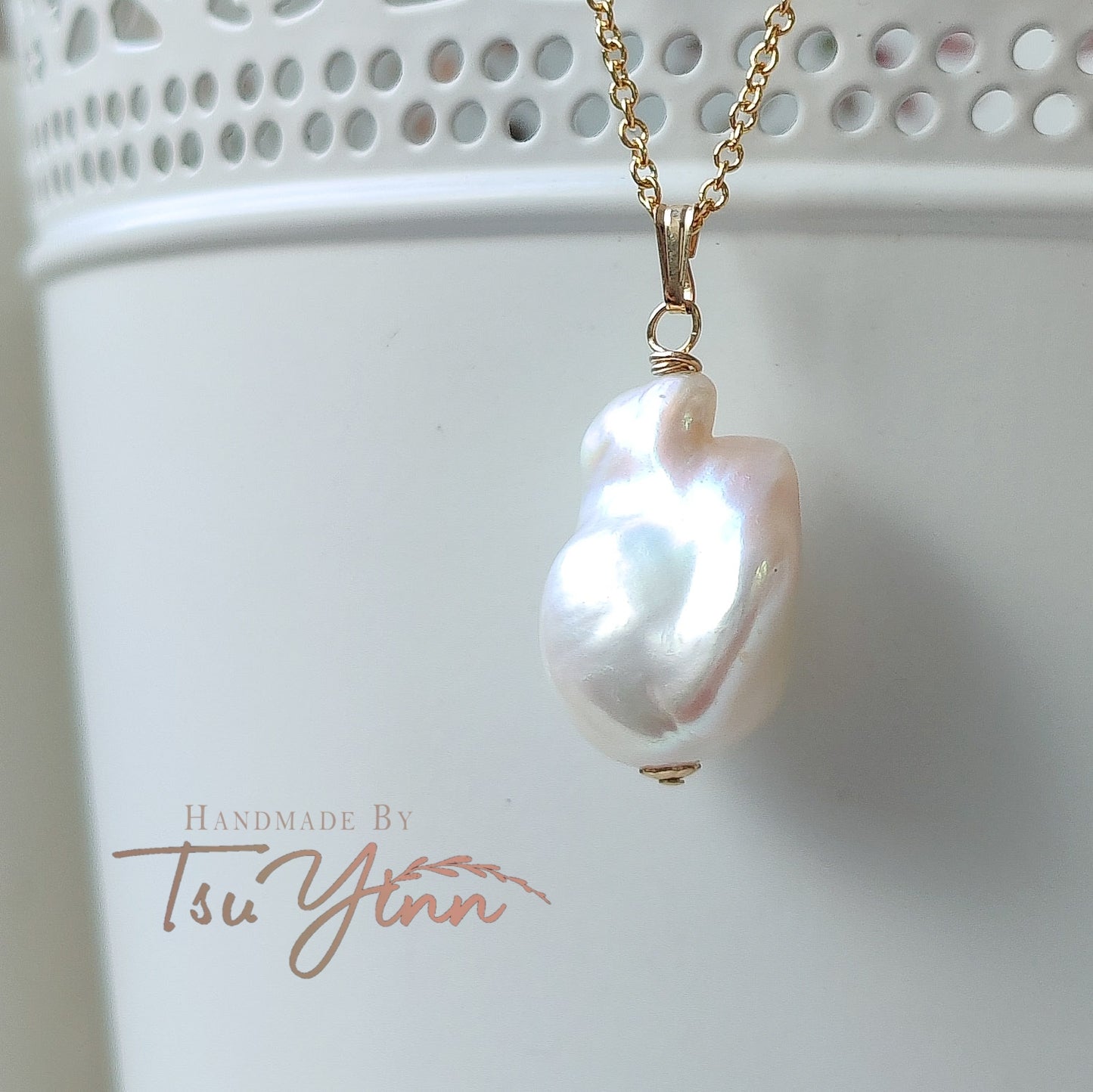 Gold-filled White Baroque Pearl Necklace A