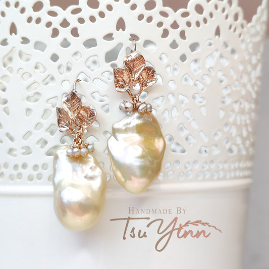Jessica Peach Baroque Pearl Earrings