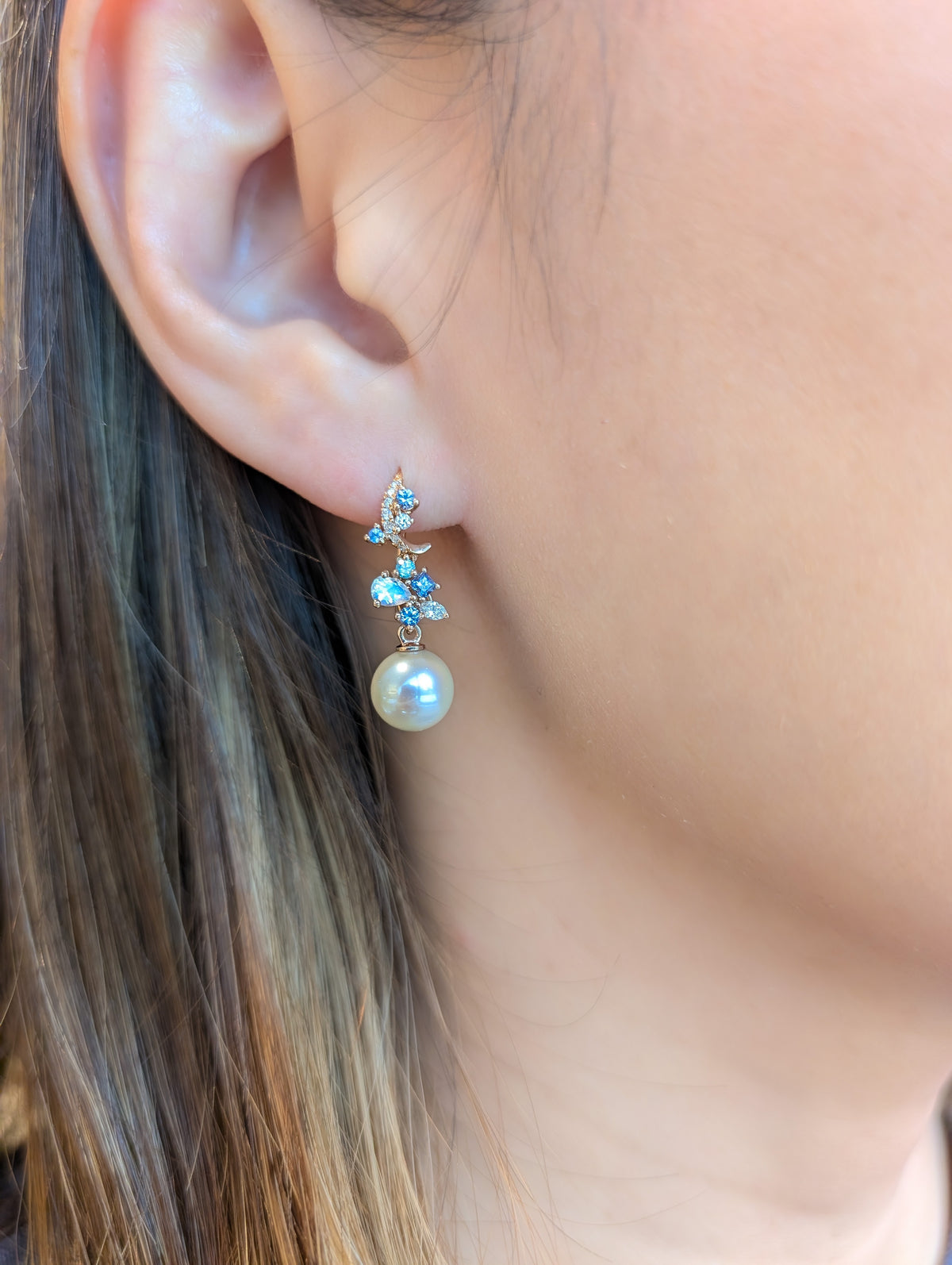 Beryl Detachable Drops Hook Earrings (Blue Hues)