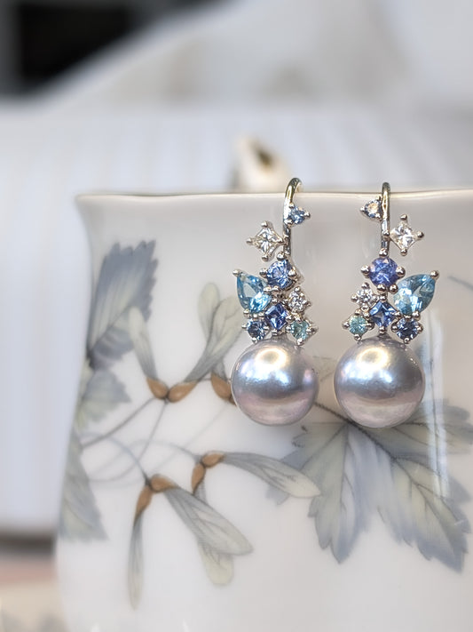 Akoya Pearl Messy Band Hook Earrings (Blue Hues)