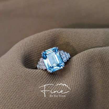 Aquamarine Ring with Diamonds