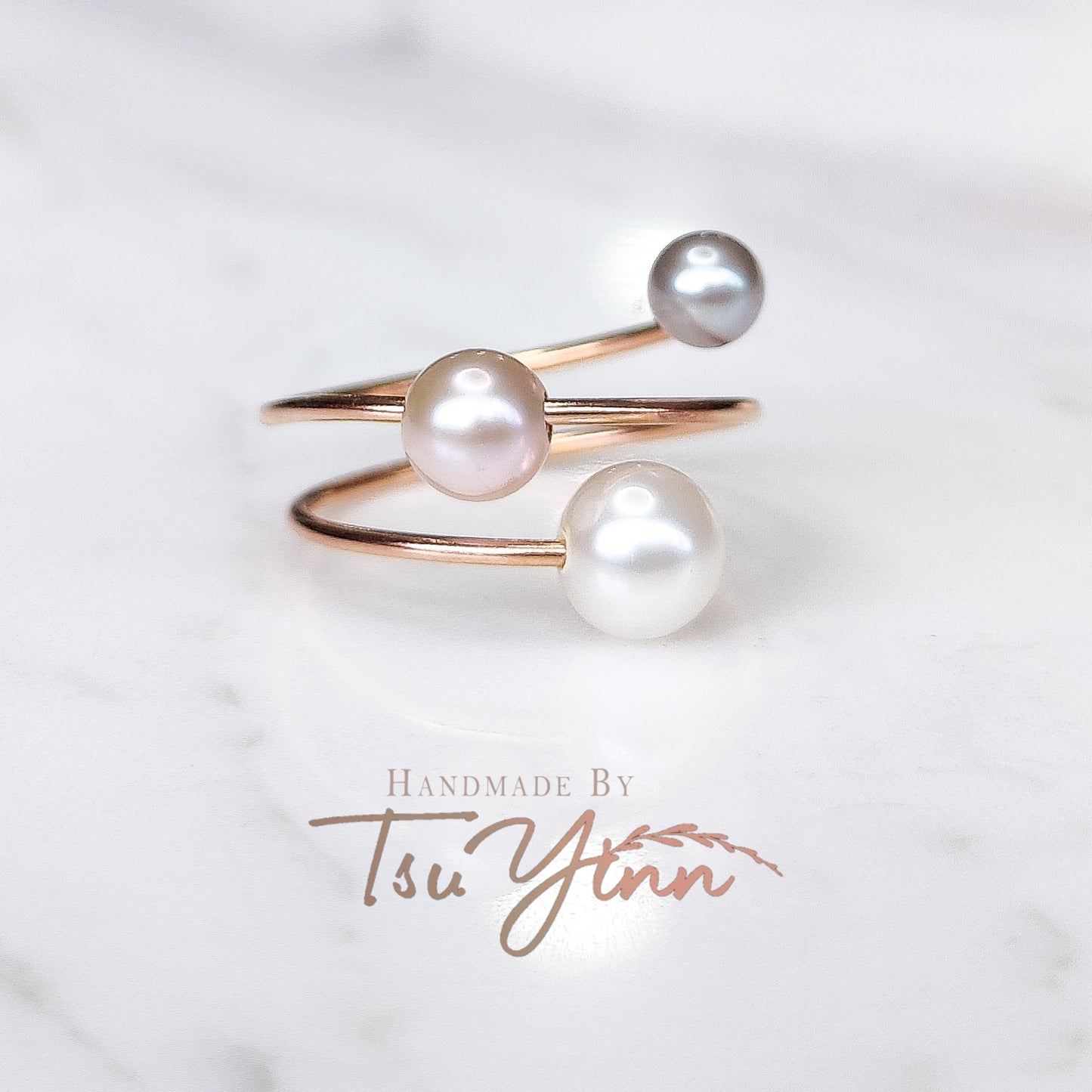 Mix Triple Freshwater Pearl Spiral Ring