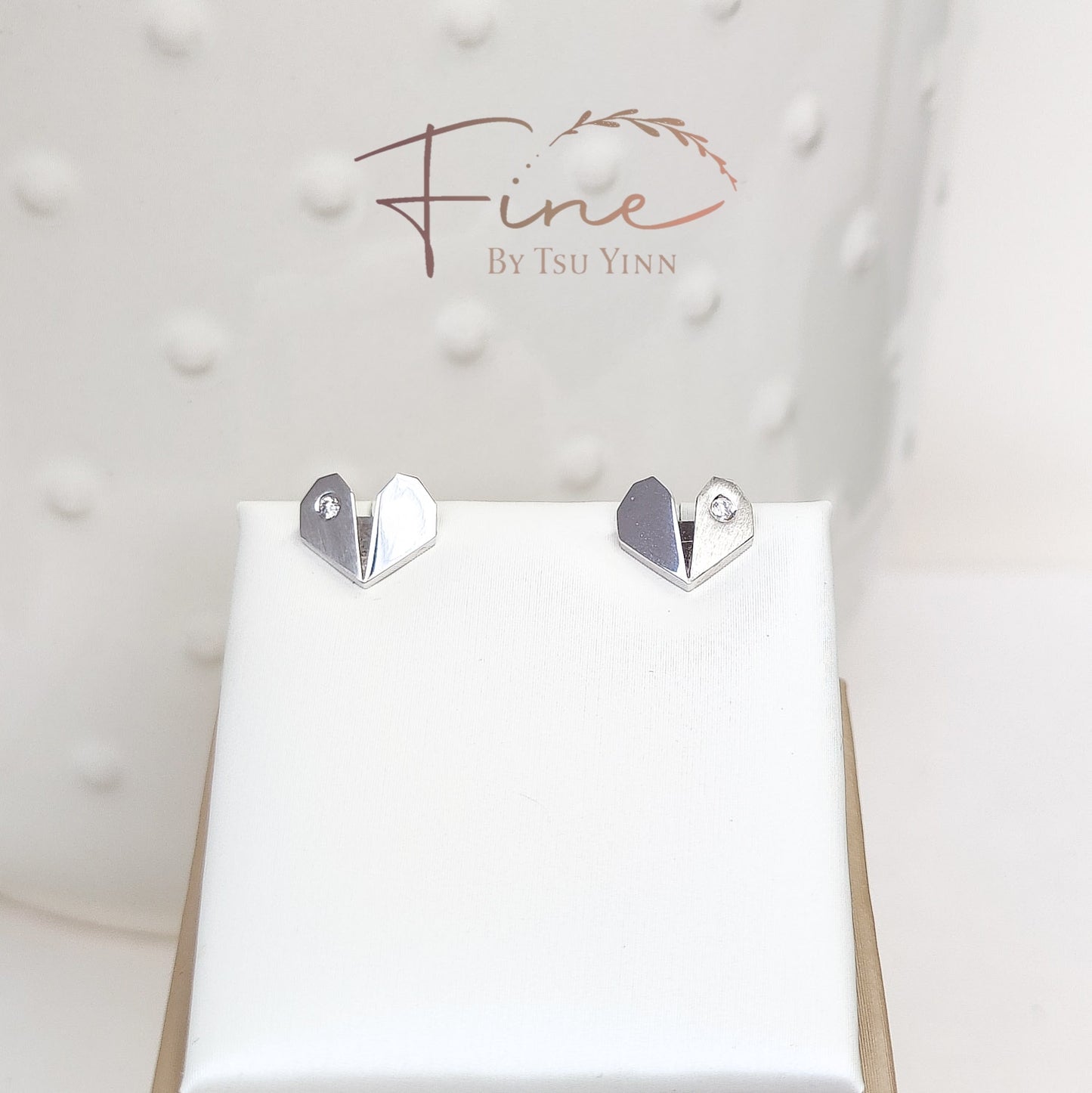 [Pre-order] Standard FBTY Origami Heart Studs