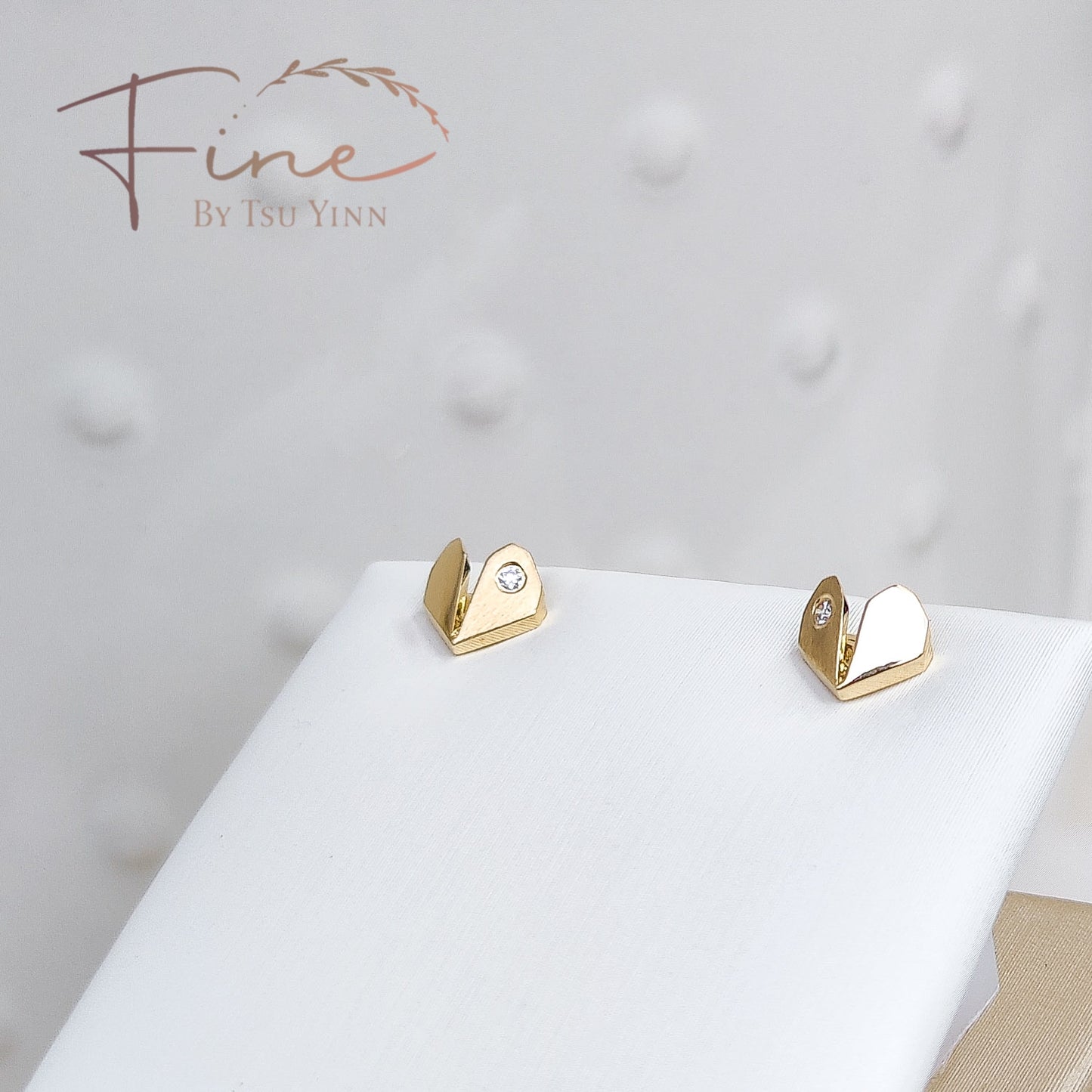 [Pre-order] Mini FBTY Origami Heart Studs