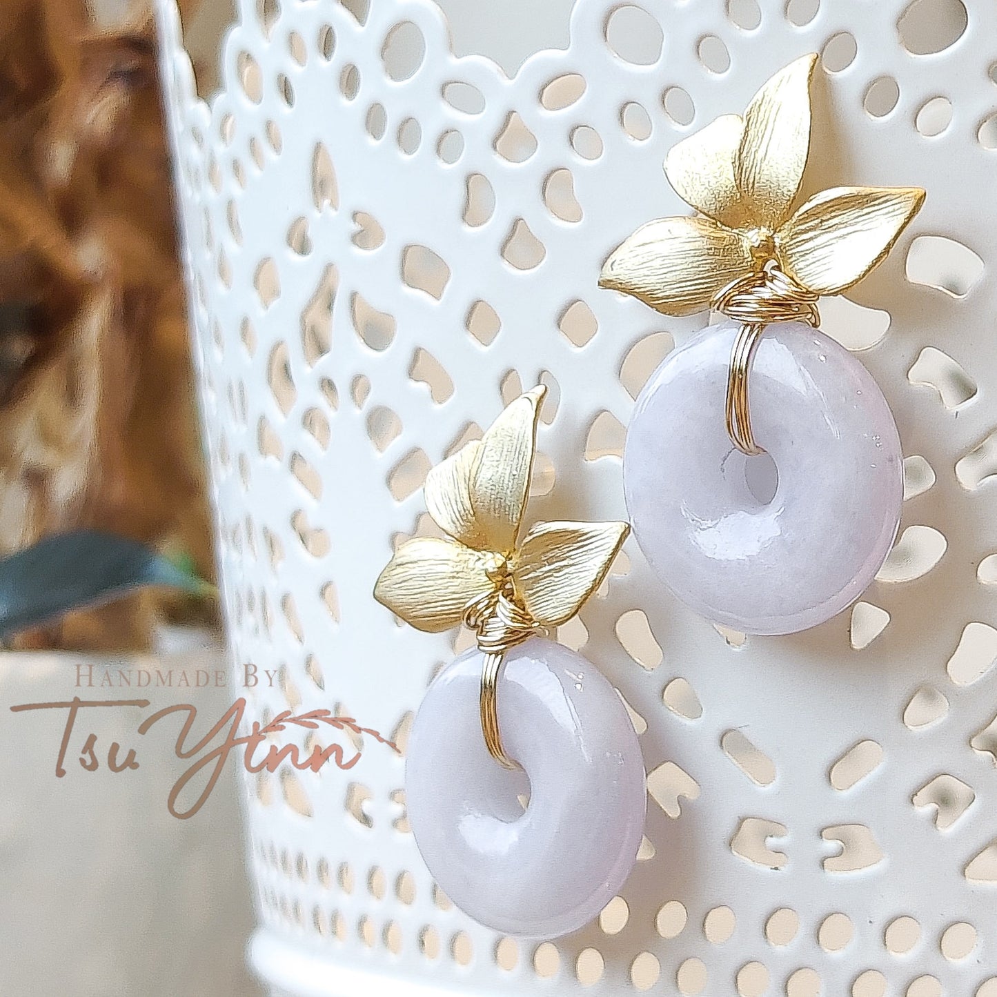 Joanne Earrings in Yellow Gold