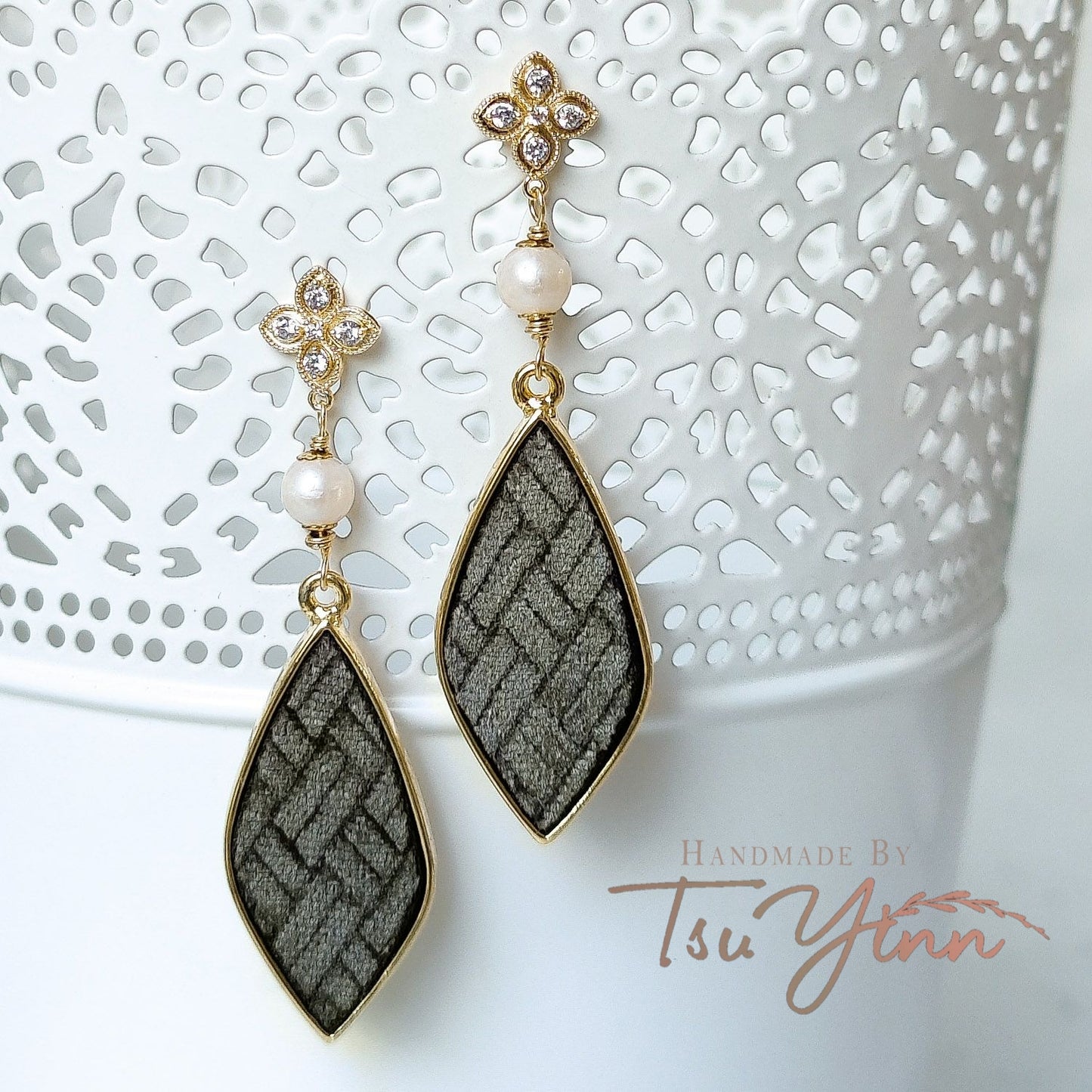 Straits Elegance Velvet Weave Earrings