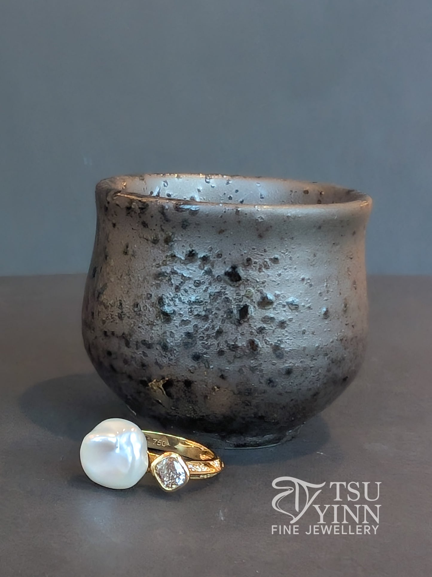 Xing Ring with Keshi Pearl and Champagne Diamond