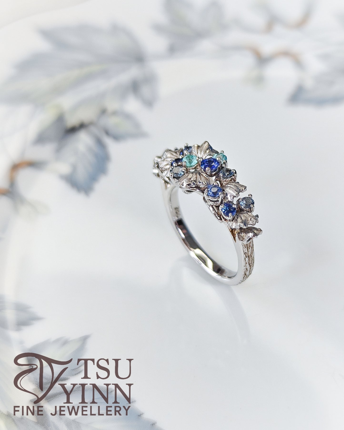 Noriko Ring in White Gold