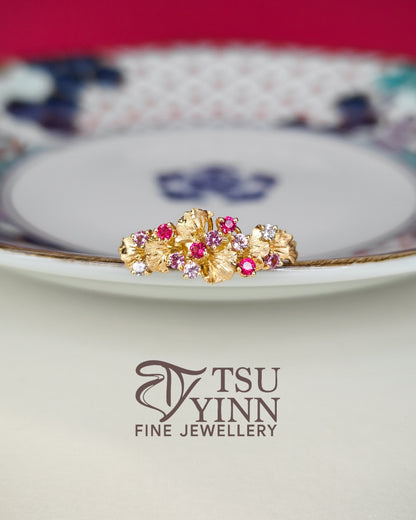 Noriko Ring in Yellow Gold