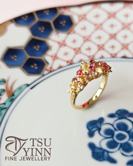 Noriko Ring in Yellow Gold