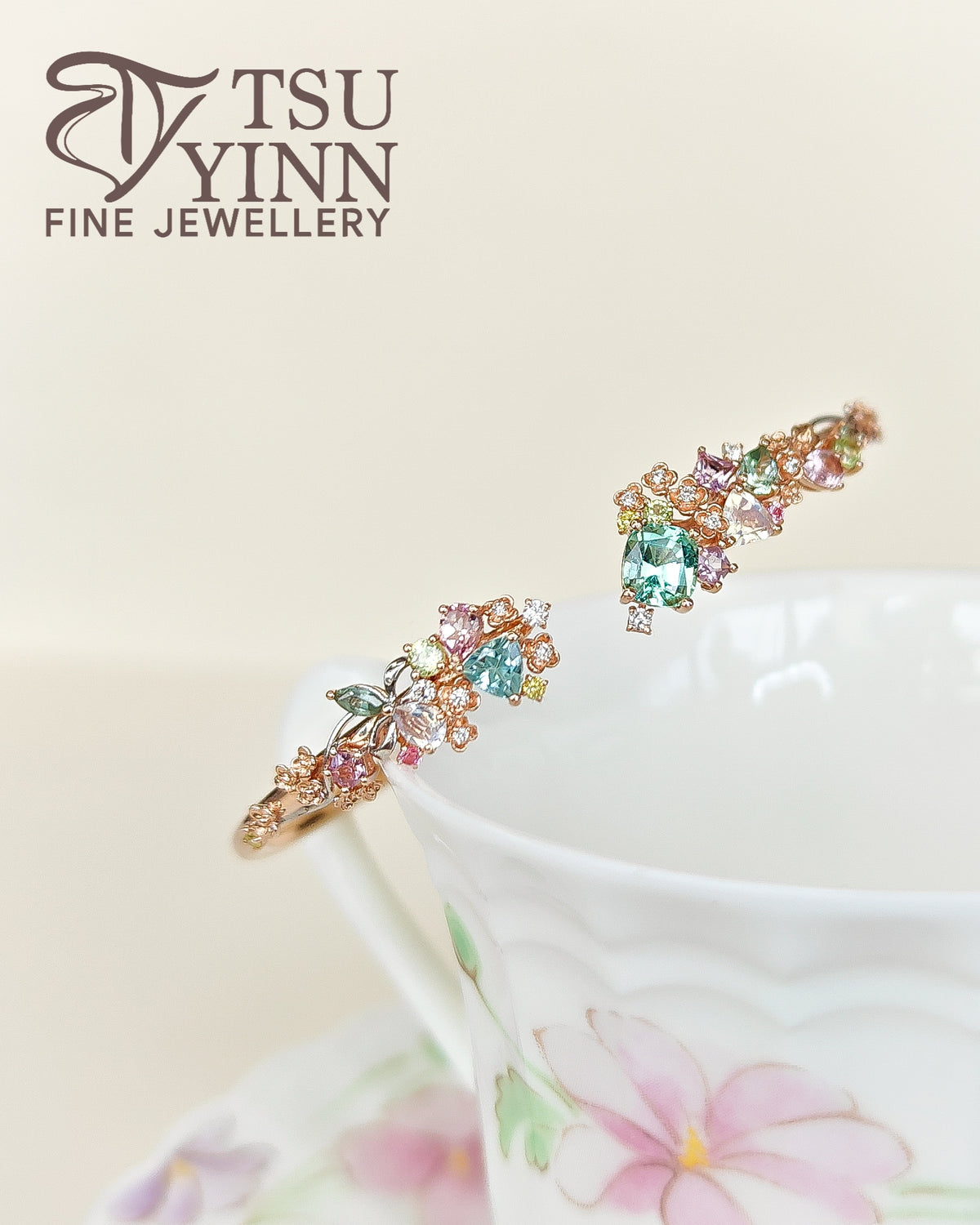 Messy Band Bangle (Flexible Cuff Type)