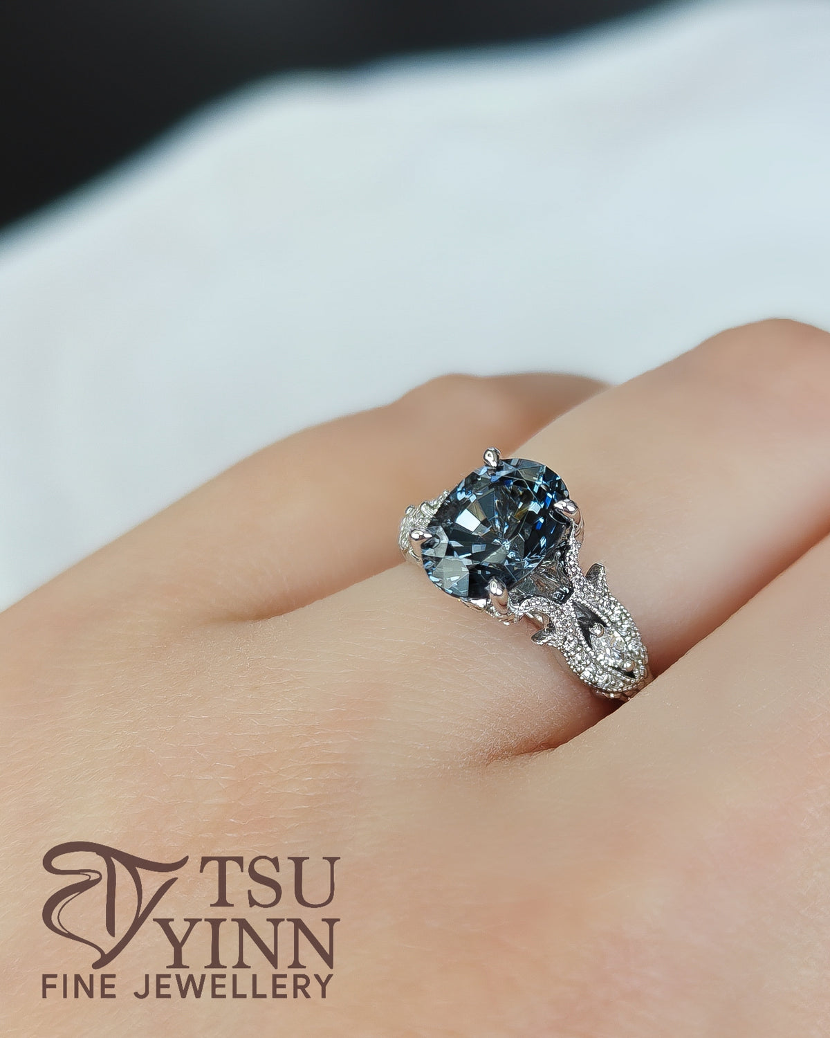 Oval Grey Spinel Vintage Setting Solitaire Ring
