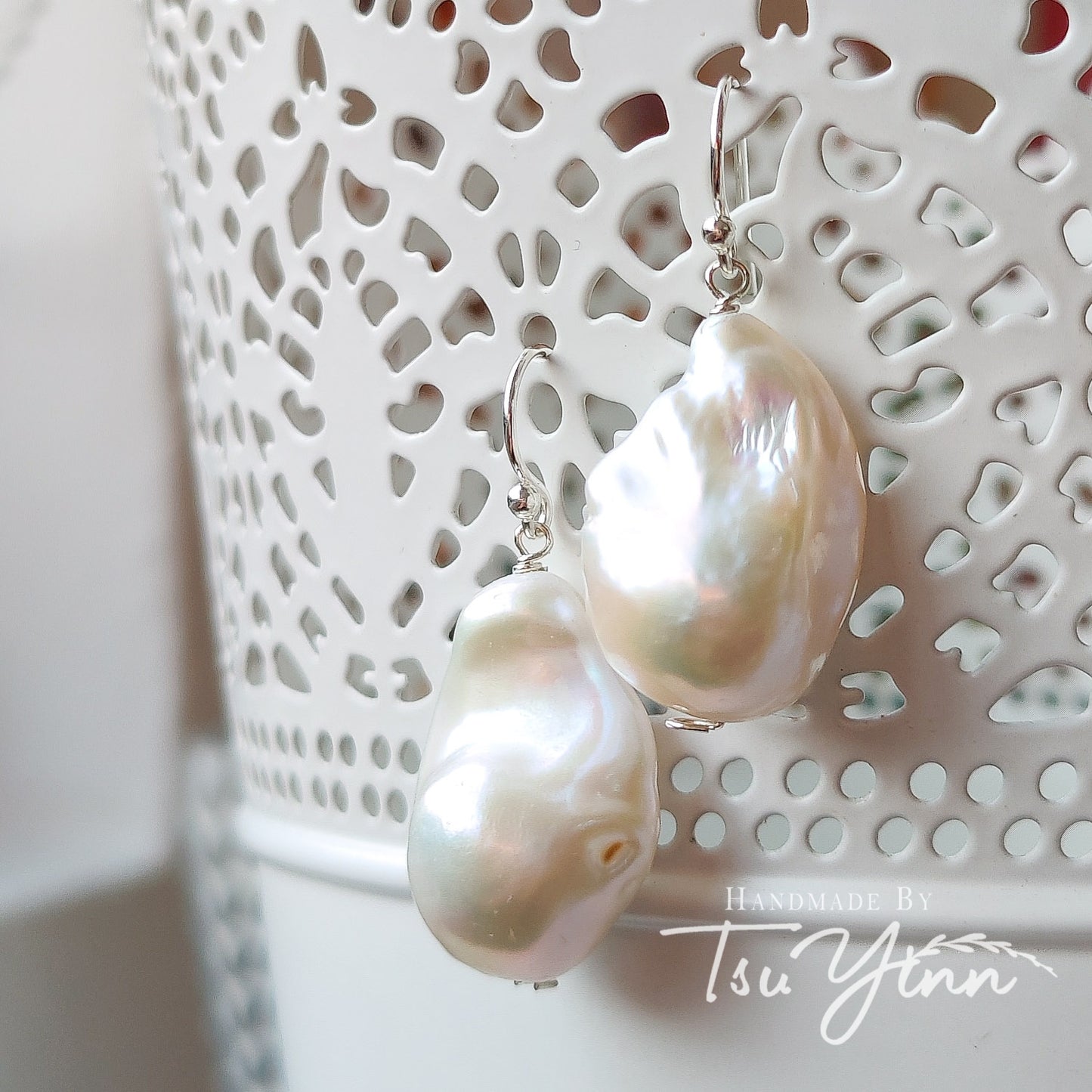 Simple White Baroque Pearl Earrings